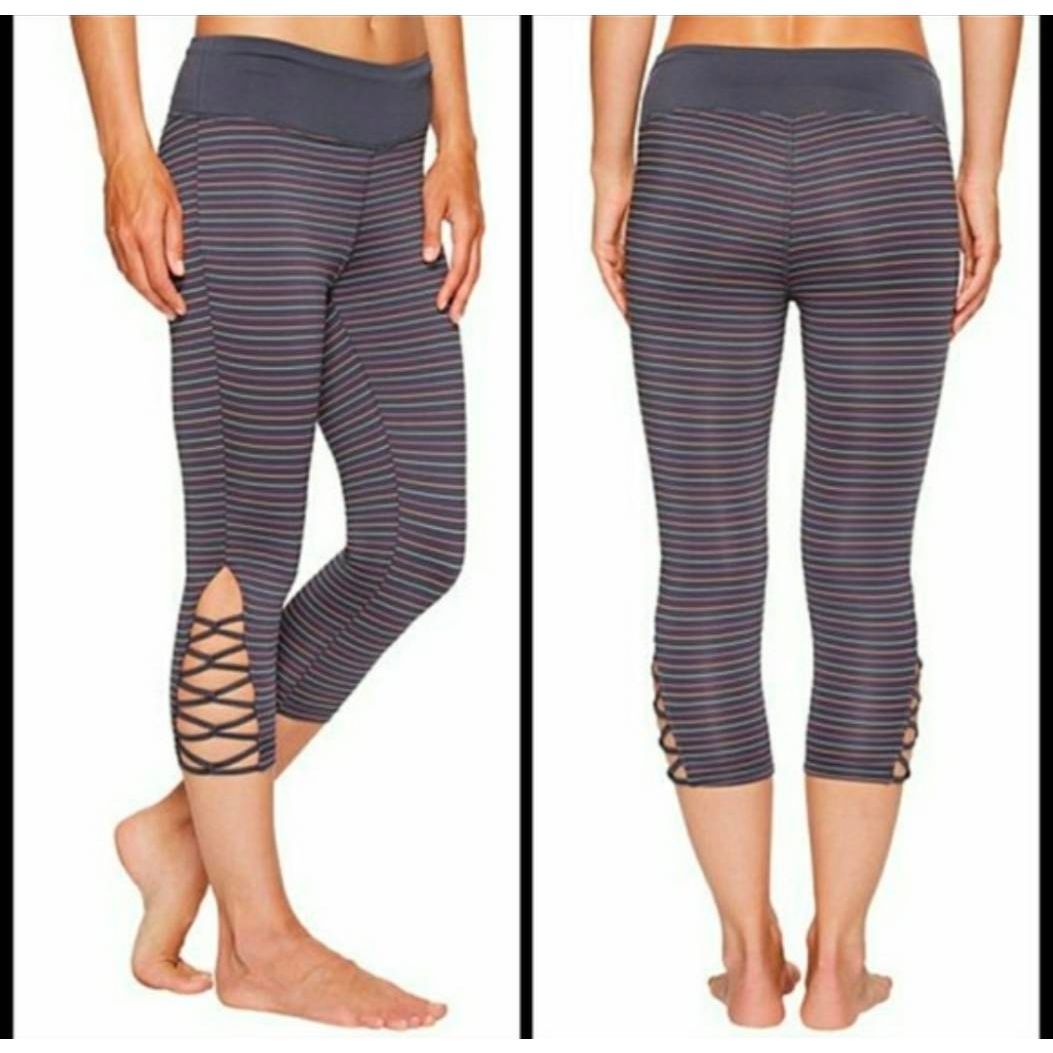 Jockey Black Striped Lattice Cutout Athletic Cropped Pants Small